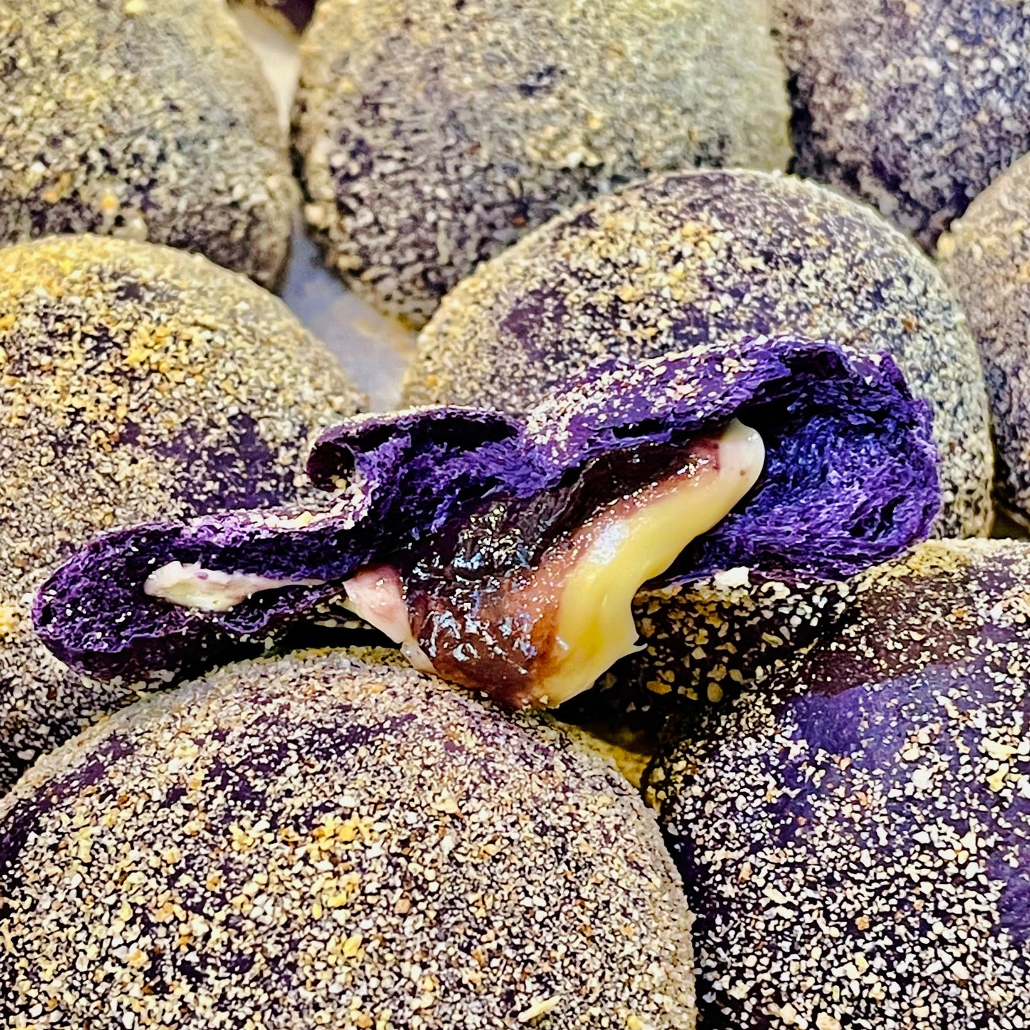UBE CHEESE PANDESAL*bestseller (Dozen Box)